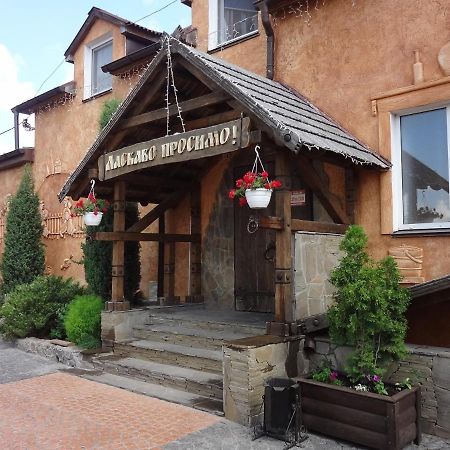 Okolitsa Hotel Kosovshchina ภายนอก รูปภาพ